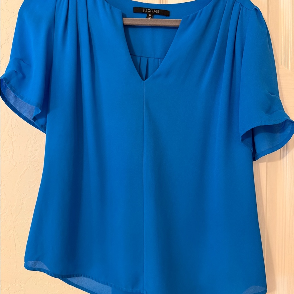 3 for $15 19 Cooper Blue Short Sleeve  Blouse